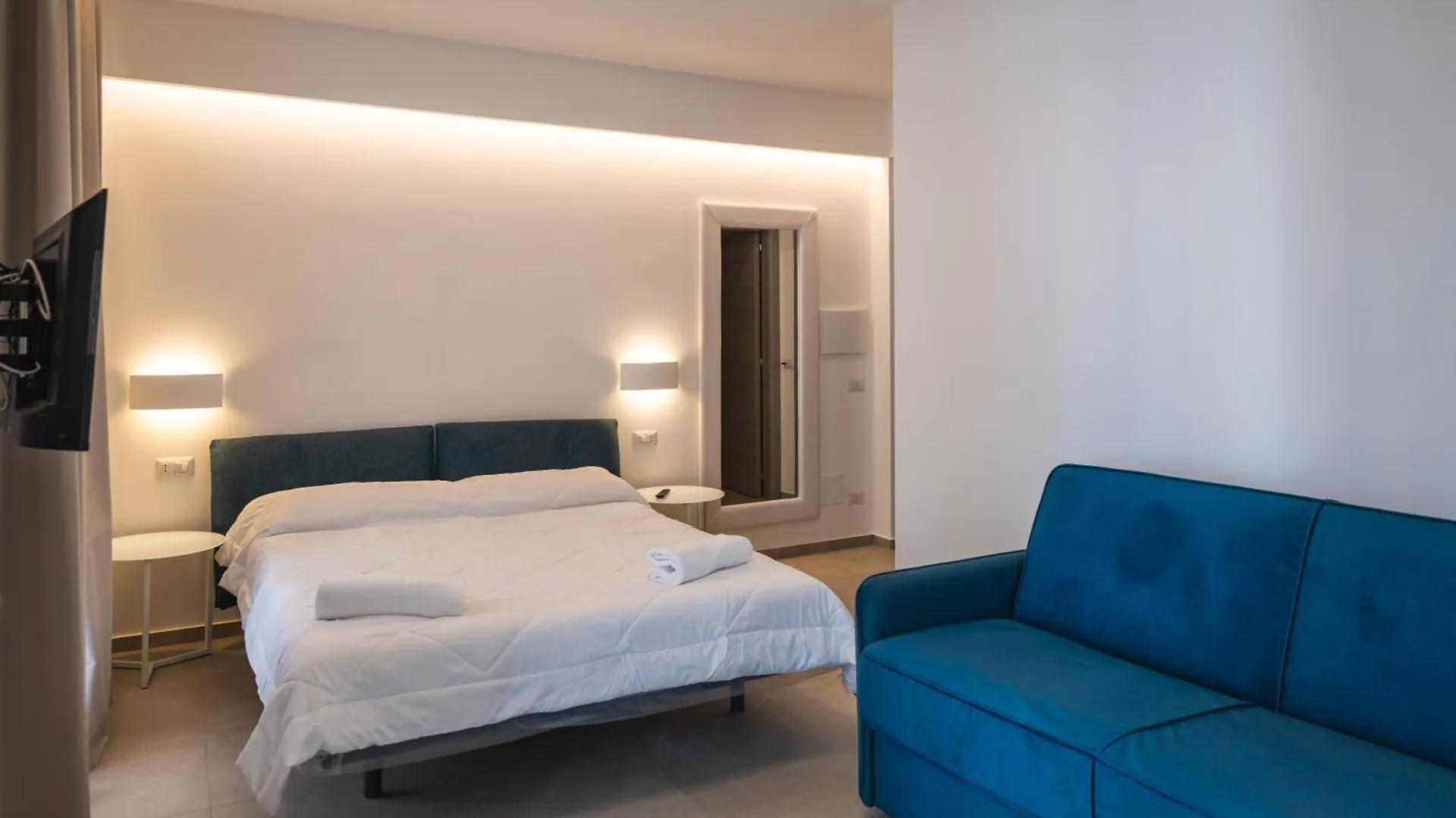 Atena Room Letojanni Italy