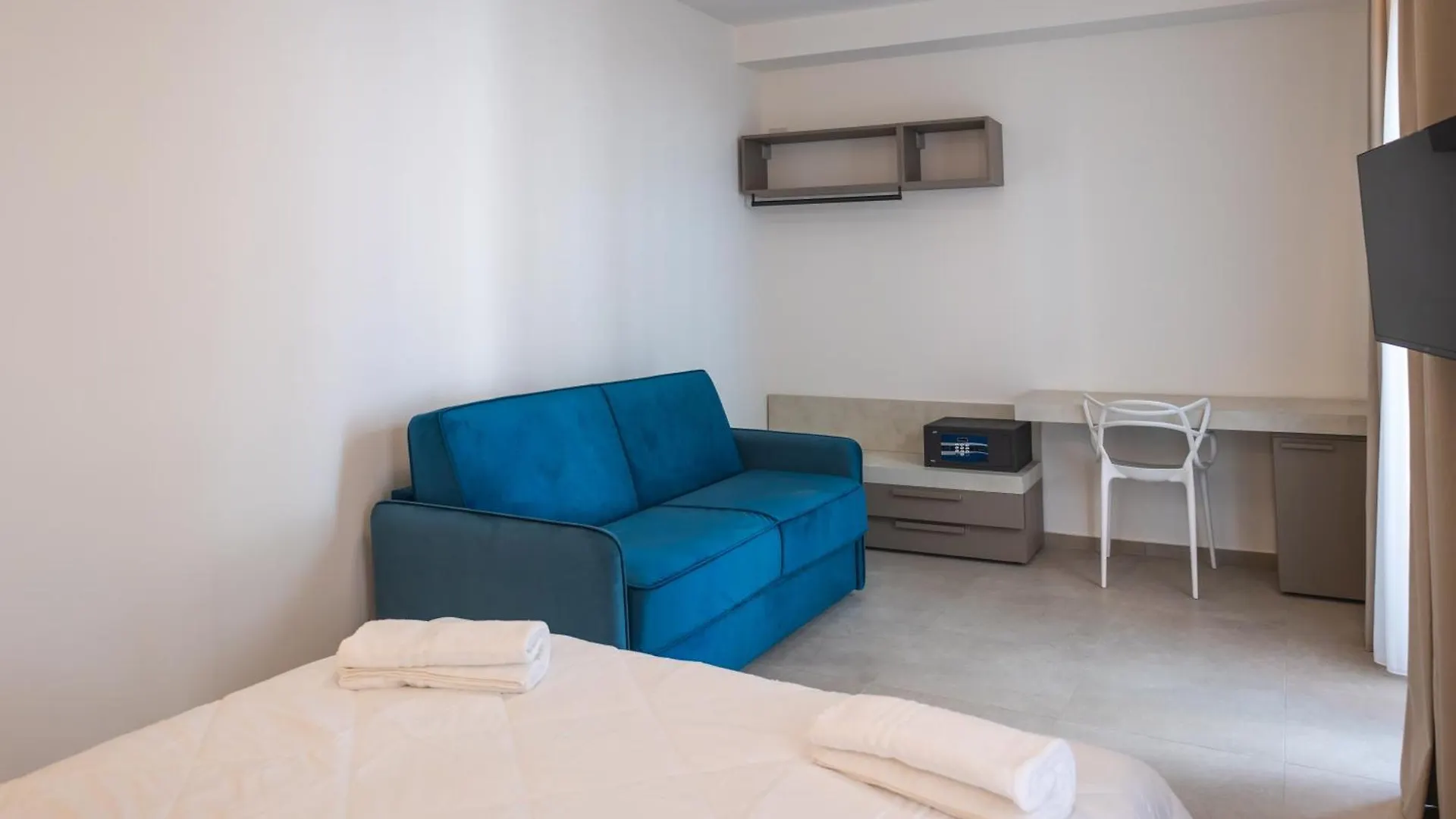 Guest house Atena Room Letojanni Italy